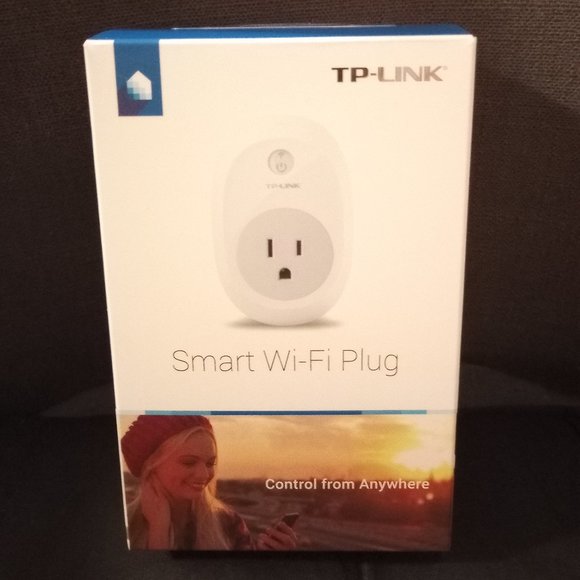 New in Box TP-LINK Smart Wi-Fi Plug, Model HS100(US) - Picture 1 of 6